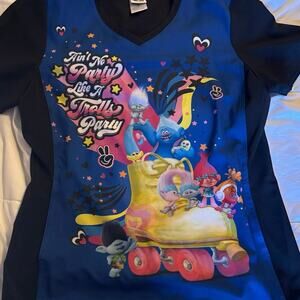 Trolls small scrub top